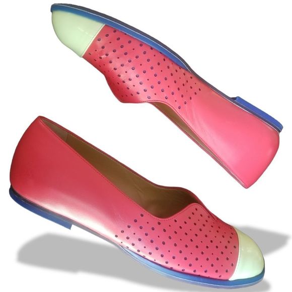 John Fluevog Retired 'Basement Sue' Red Perforated Flats Off White Toe Cap sz 8 - Picture 4 of 14